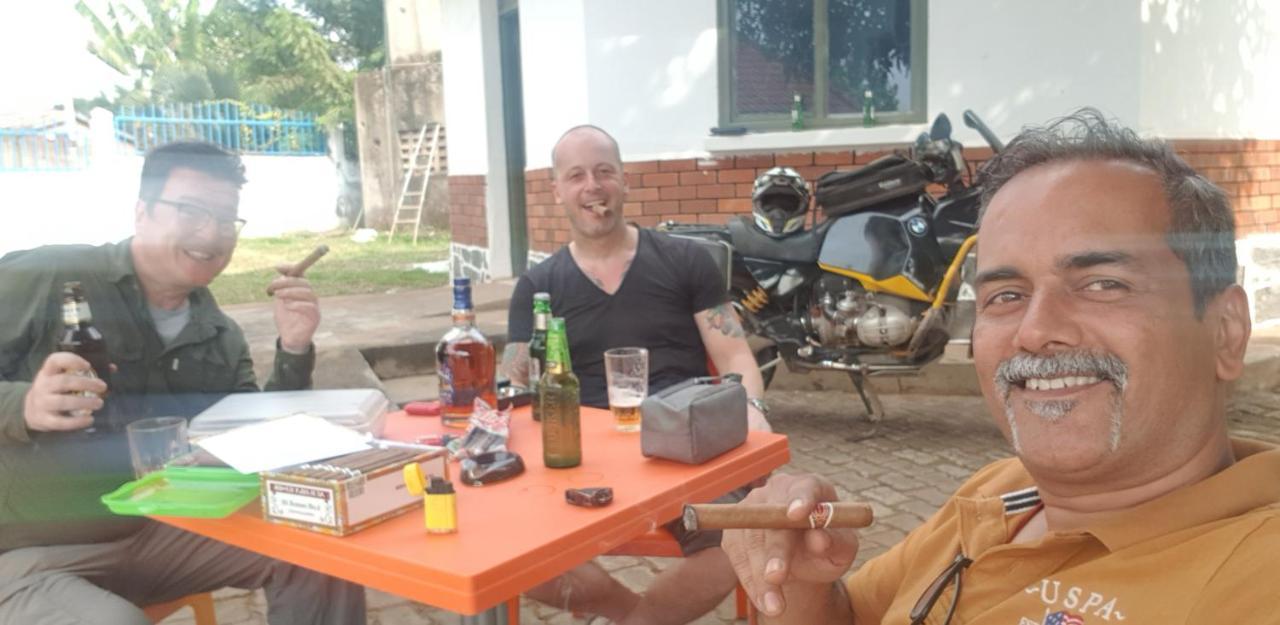 Northern Pearl Gulu Esterno foto